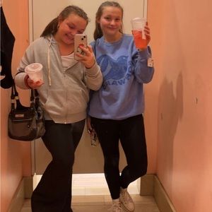 Meet your Posher, Abby